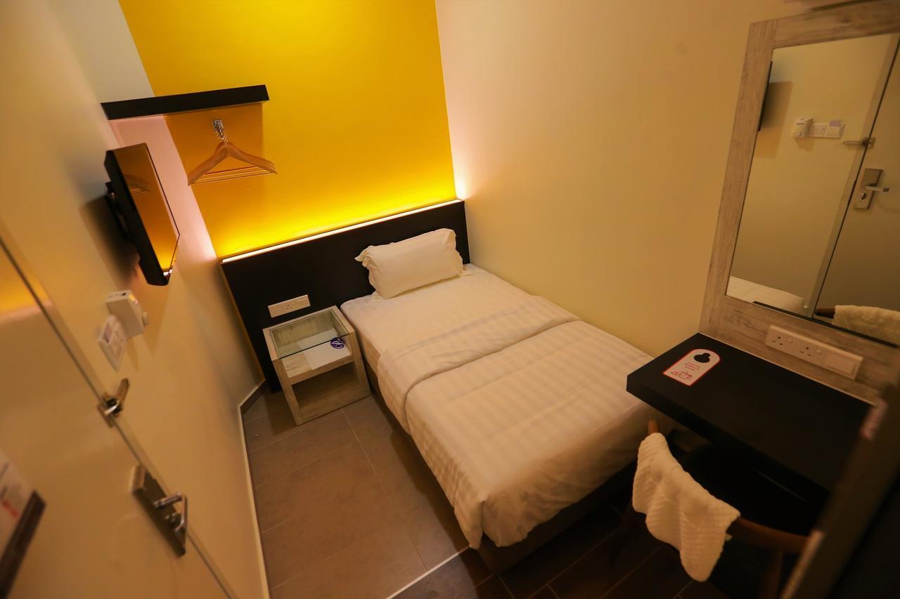 Pantai Regal Boutique Hotel Kuantan Ngoại thất bức ảnh