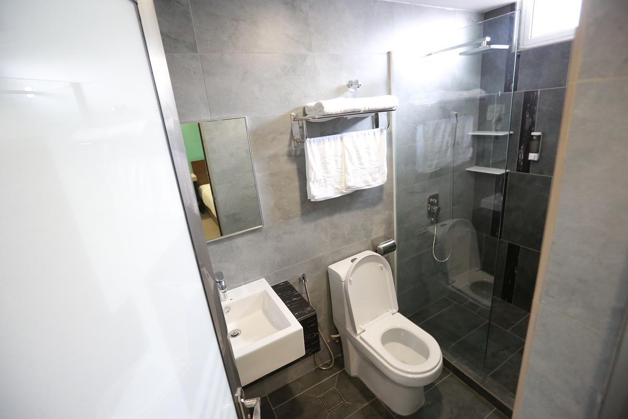 Pantai Regal Boutique Hotel Kuantan Ngoại thất bức ảnh