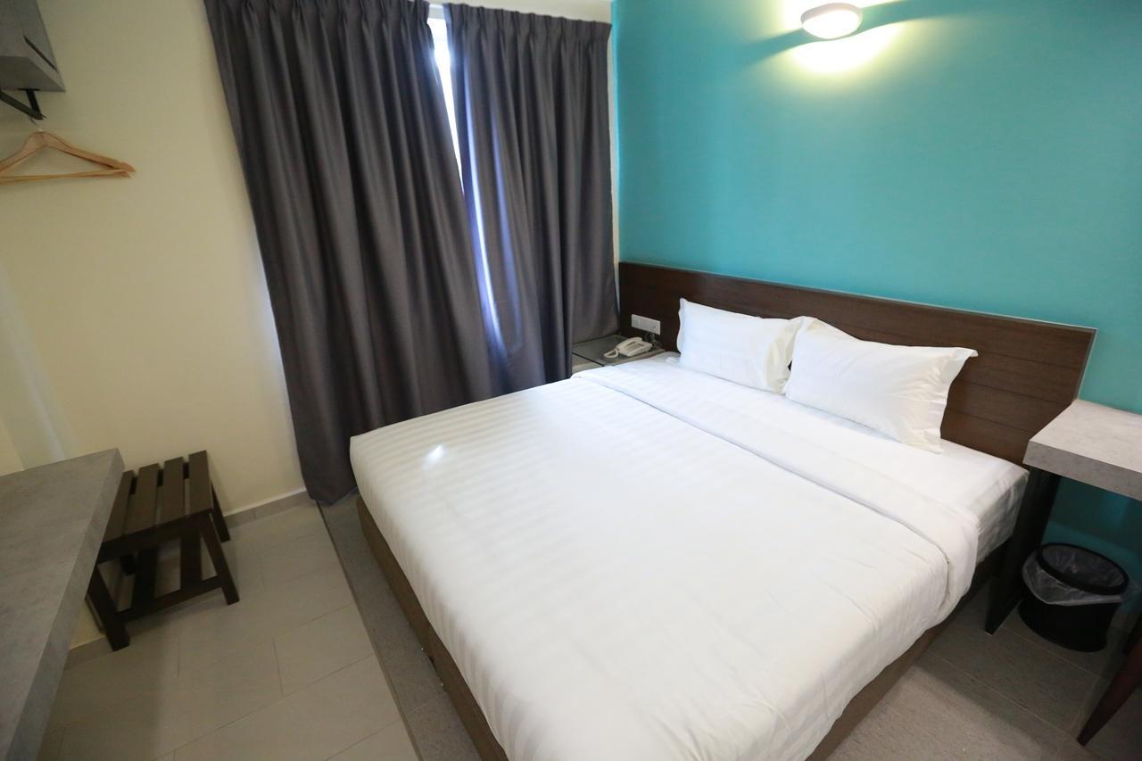 Pantai Regal Boutique Hotel Kuantan Ngoại thất bức ảnh