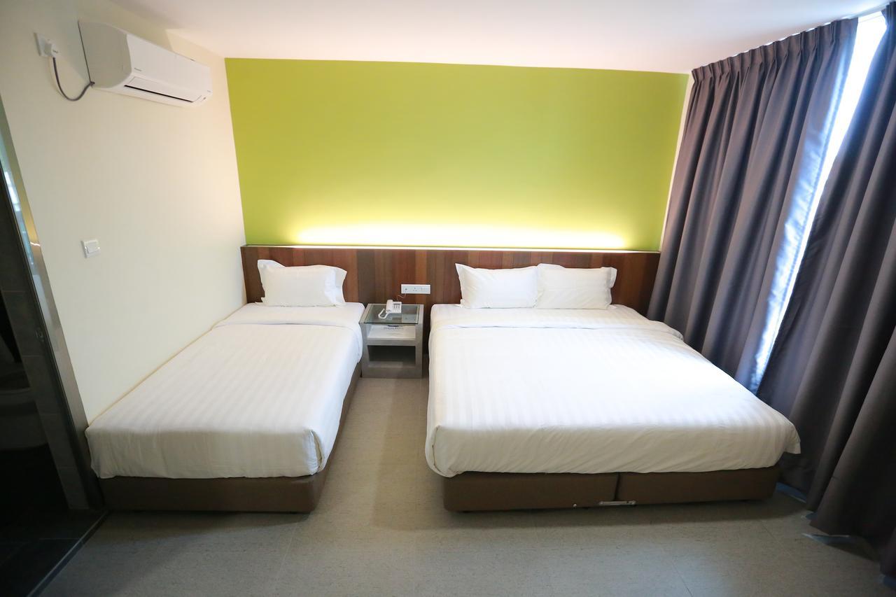 Pantai Regal Boutique Hotel Kuantan Ngoại thất bức ảnh