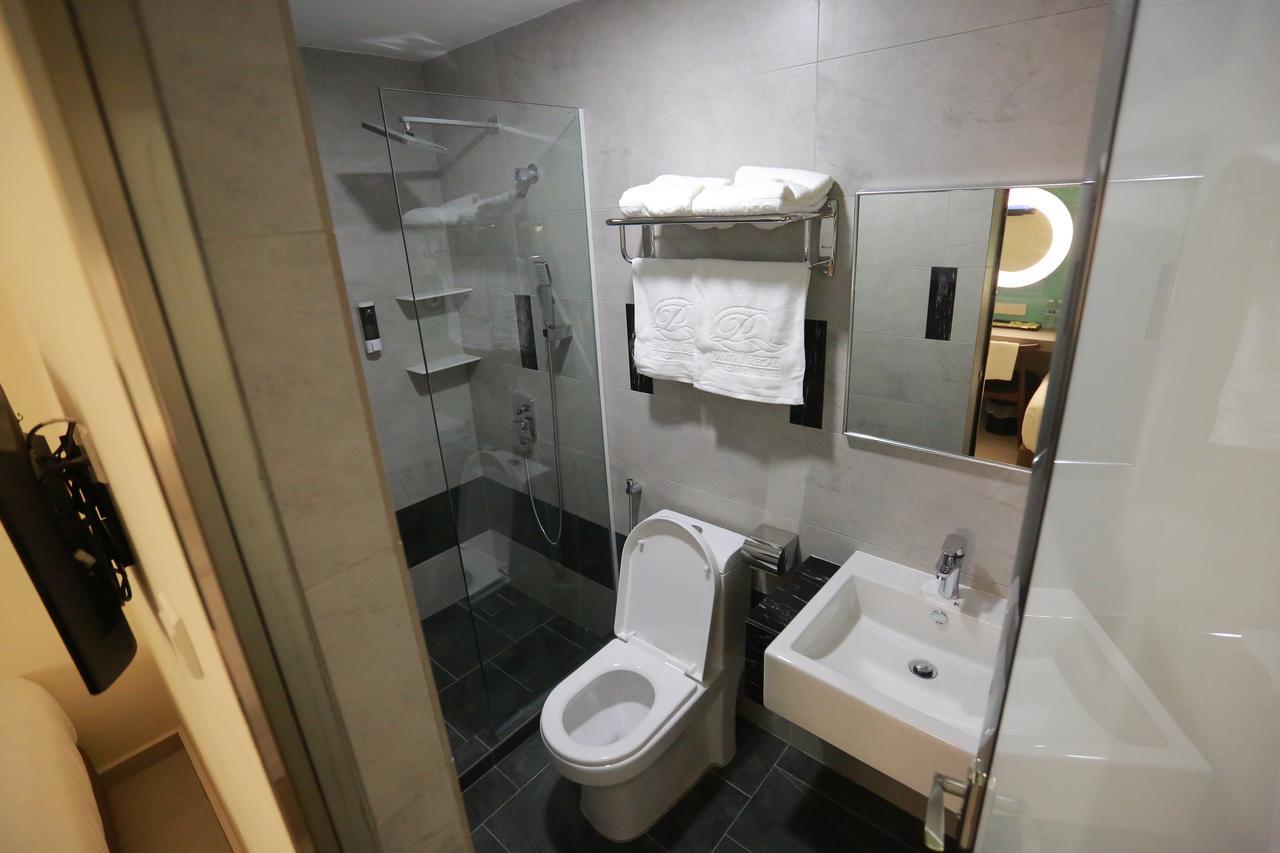 Pantai Regal Boutique Hotel Kuantan Ngoại thất bức ảnh